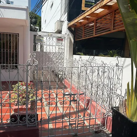 Frente Al Aeropuerto Apartment