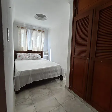 Apartamento Frente Al Aeropuerto Cartagena