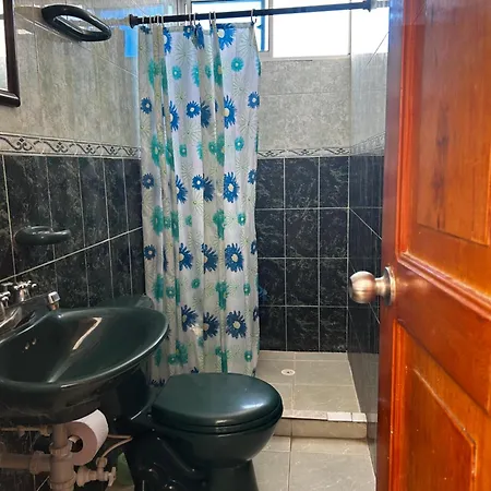 Frente Al Aeropuerto Cartagena