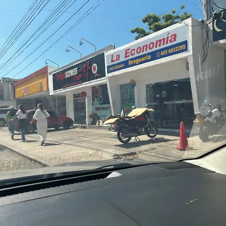 Frente Al Aeropuerto * Cartagena